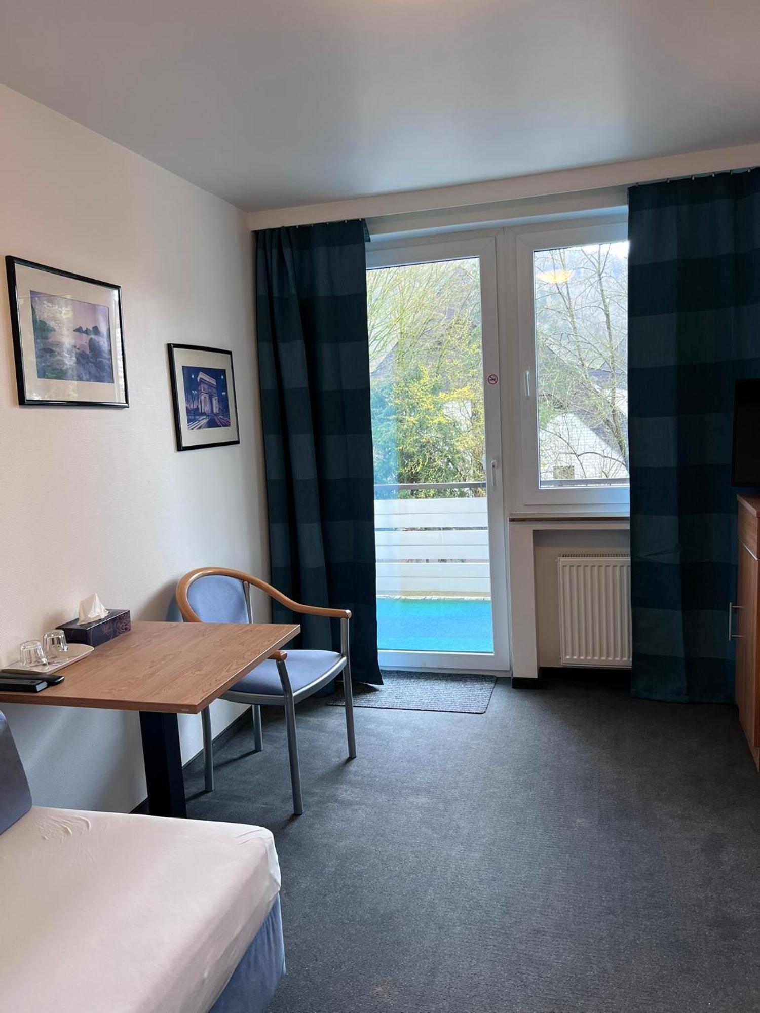 באד לאאספה Hotel Wittgensteiner Hof מראה חיצוני תמונה